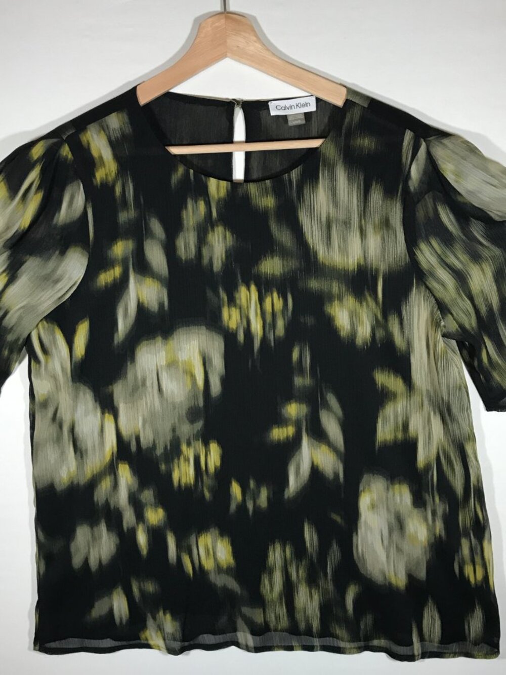 Calvin Klein Women's Large Black Yellow Short Sleeve Lined Semi-Sheer Blouse Top